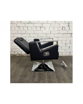 Барбершоп кресло "Дэнис"